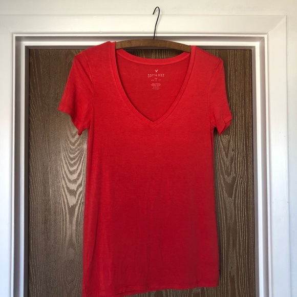 TWO American Eagle Outfitters t-shirts - Picture 2 of 5